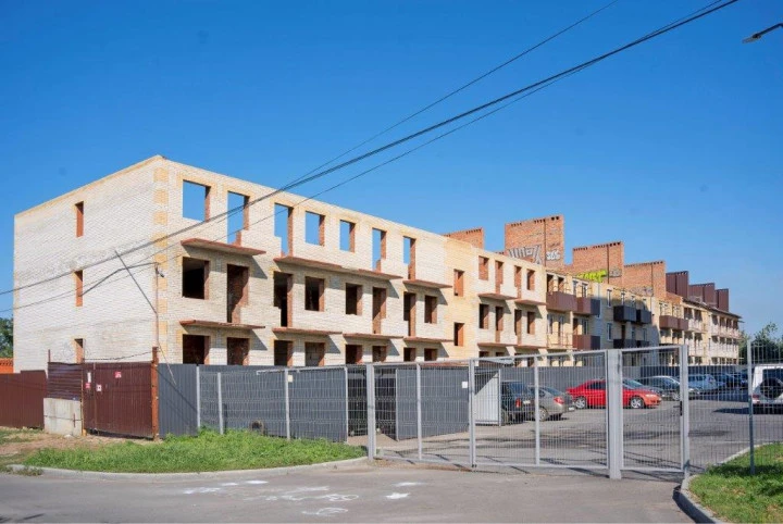 Право заключения договора купли-продажи ЗУ, в г. Азов, Ростовская обл..